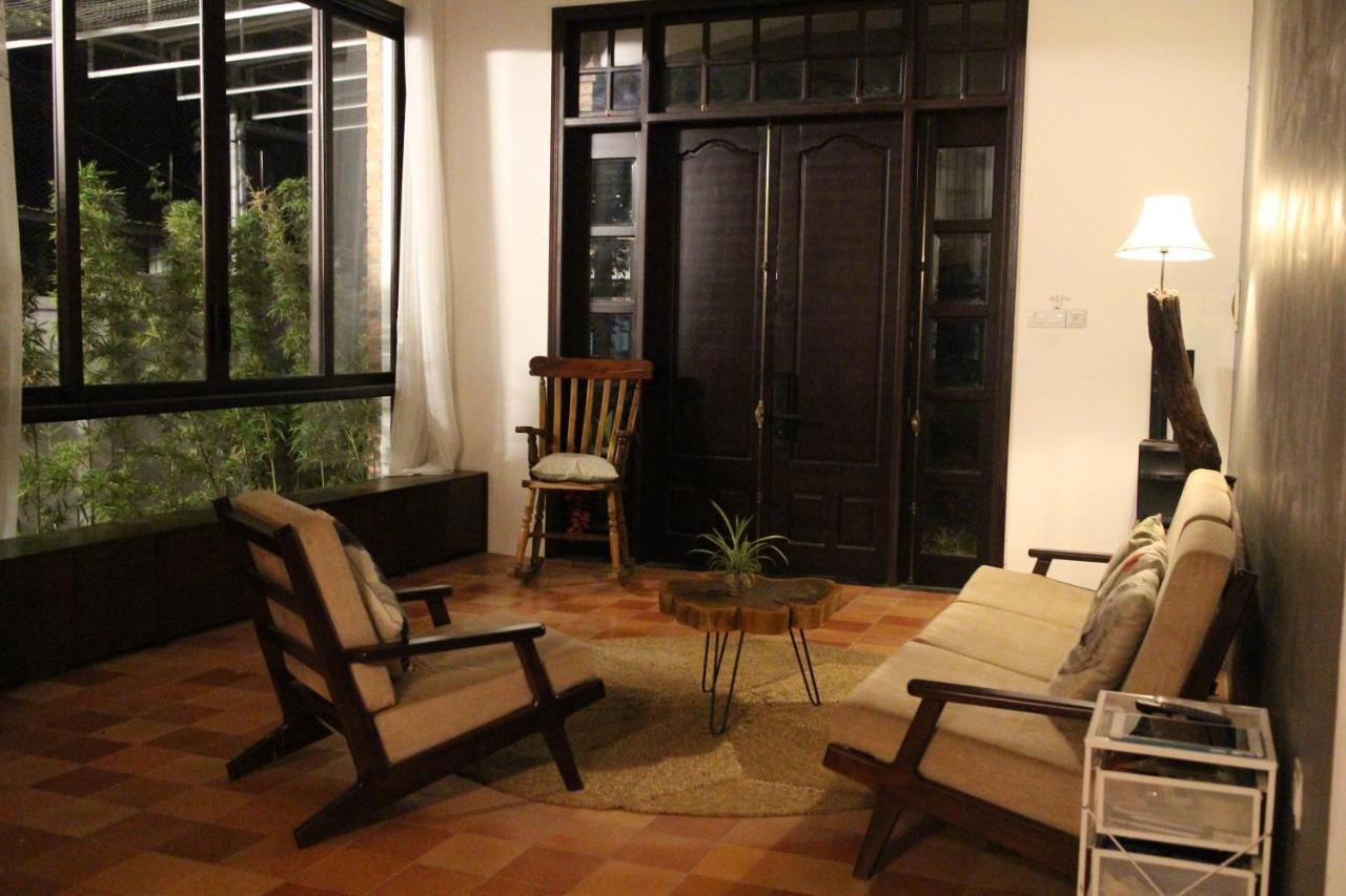 Apartmán La Sen_Thu An_Phong Don Co Cua So Nhin Ra Ban Cong Thon An Hoa Exteriér fotografie